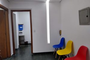 Consultório no Centro de Jandira.