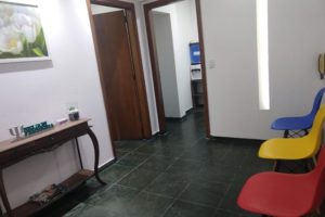 Consultório no Centro de Jandira.